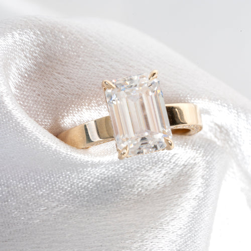 The Jolie Ring - 3ct Moissanite