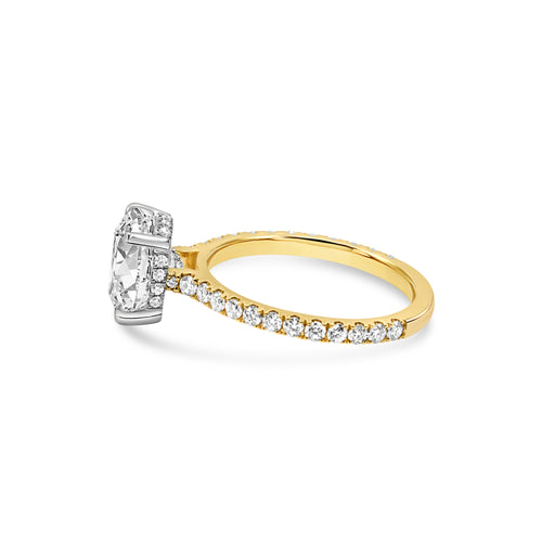 The Ava Ring - 2ct Moissanite