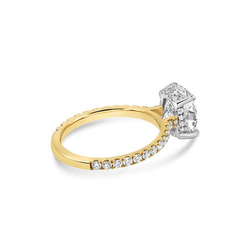 The Ava Ring - 2ct Moissanite