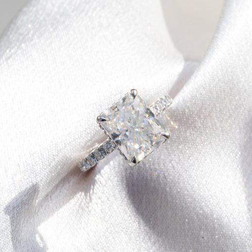 The Sofia Ring - 4.15ct Moissanite
