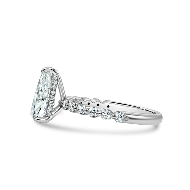 The Olivia Ring - 3ct Moissanite