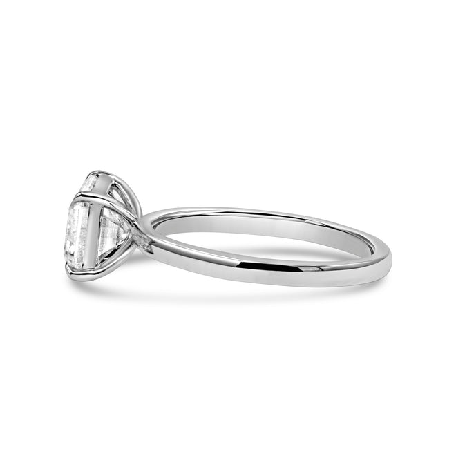 The Sie Ring - 2.50ct Moissanite