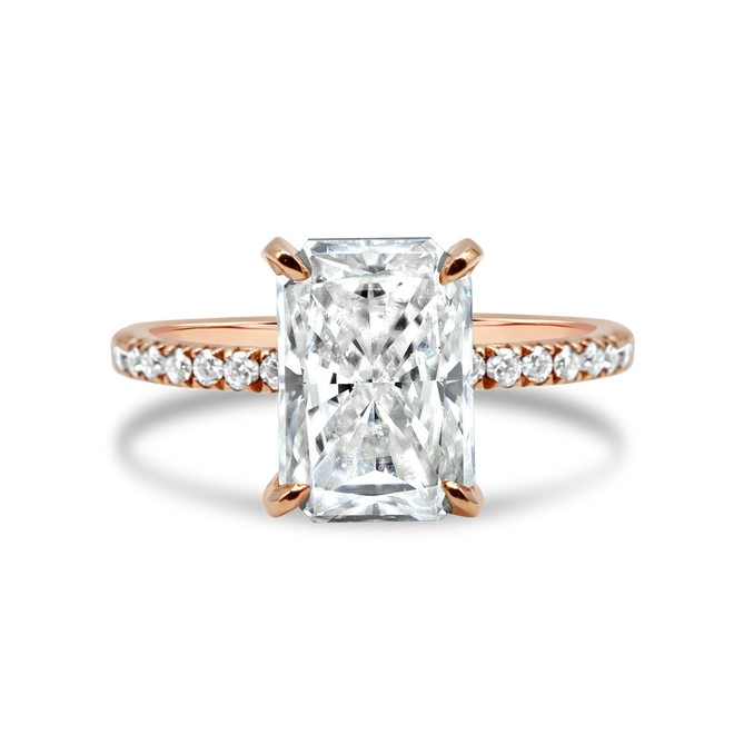 The Monroe Ring - 4ct Moissanite