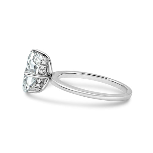 The Cara Ring - 2ct Moissanite