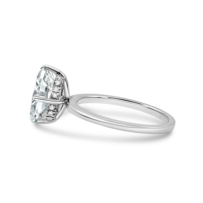 The Cara Ring - 2ct Moissanite