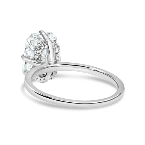 The Cara Ring - 2ct Moissanite