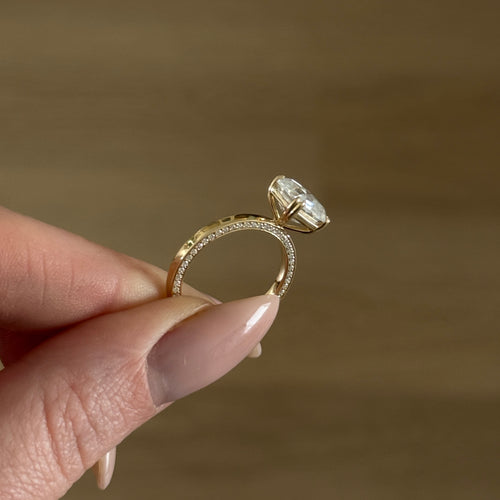 The Noa Ring - 2.50ct Moissanite (Ready to Ship)