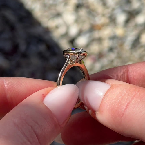 The Fleur Ring - 2.9ct Moissanite