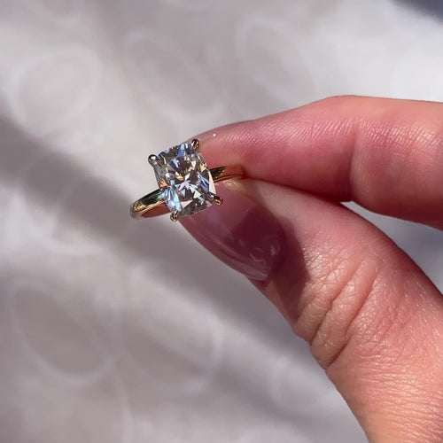 The Quinn Ring - 3ct Moissanite