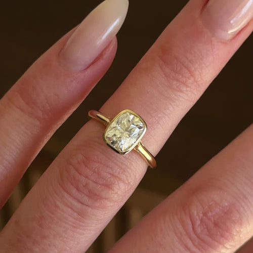 The Emma Ring - 1.5ct Moissanite (with Diamond Bridge)
