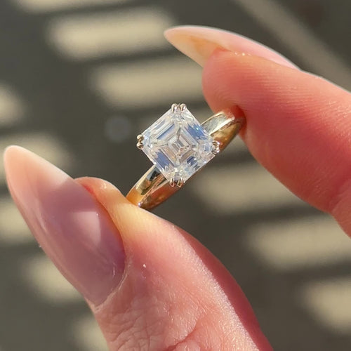 The Noa Ring - 2.50ct Moissanite (Ready to Ship)