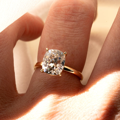 The Wren Ring - 3ct Moissanite